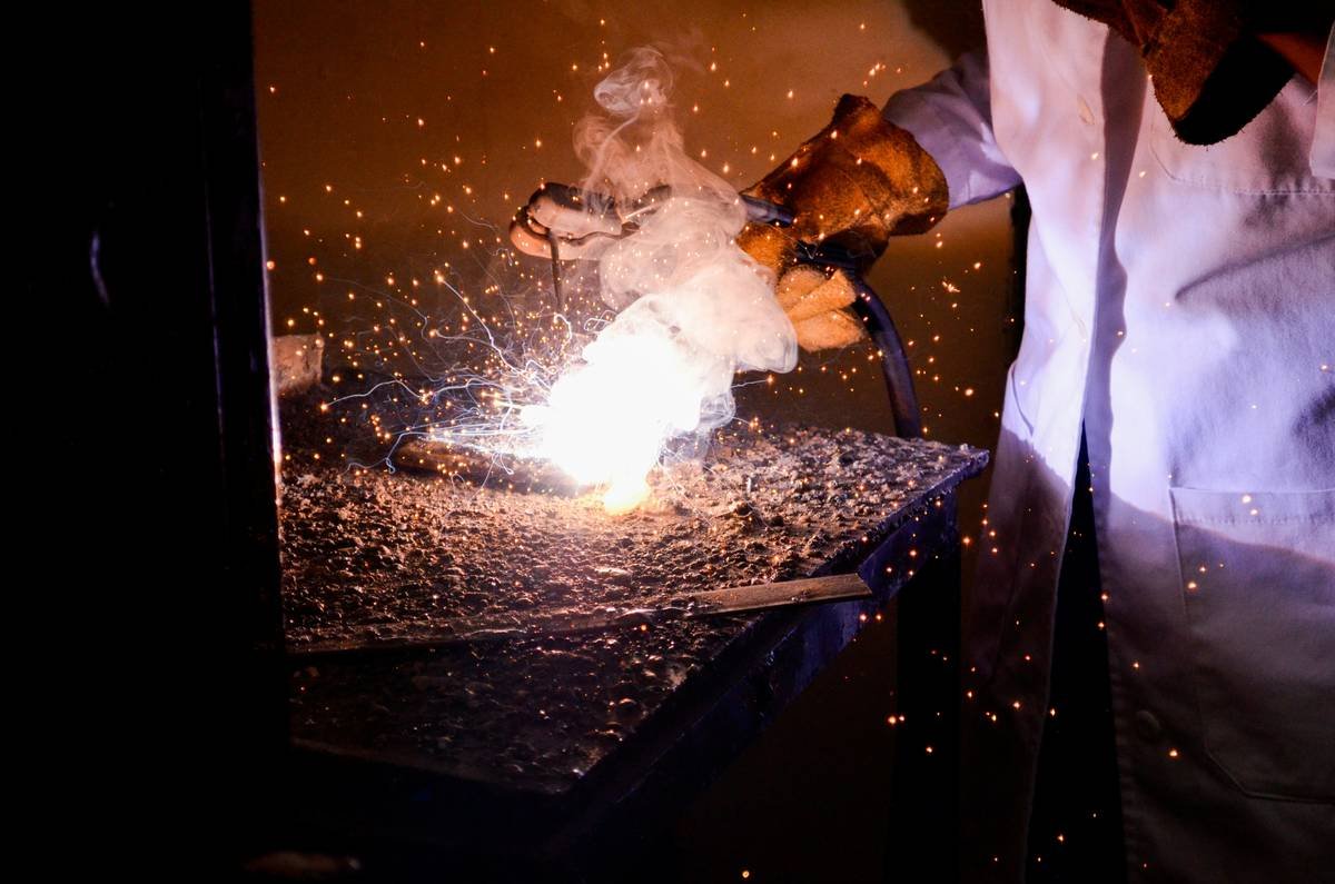 DIY Project Plasma Technique How To: Cut Like a Pro Without Melting Your Garage (or Your Sanity)