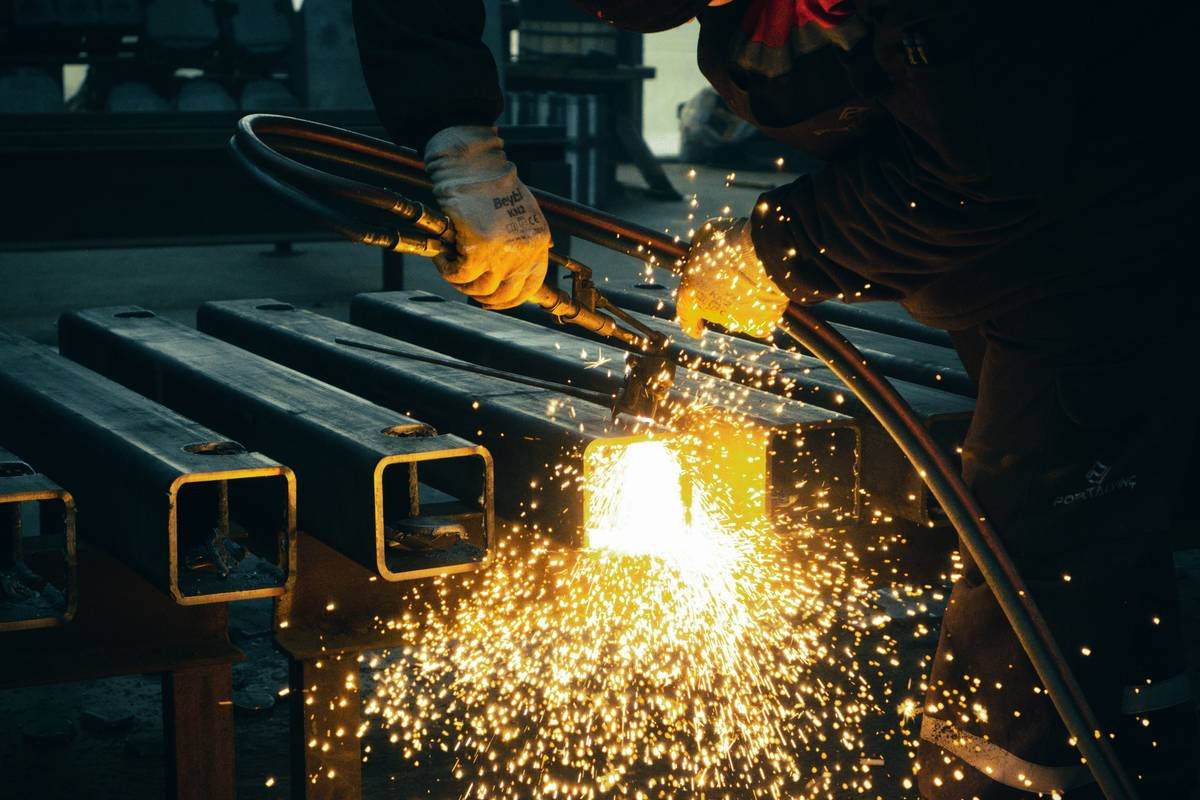 Plasma Cutter How to Use: A No-BS Guide for DIYers & Pros Who Don’t Want to Melt Their Garage